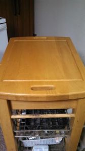 This is the top of the butcher block cart....